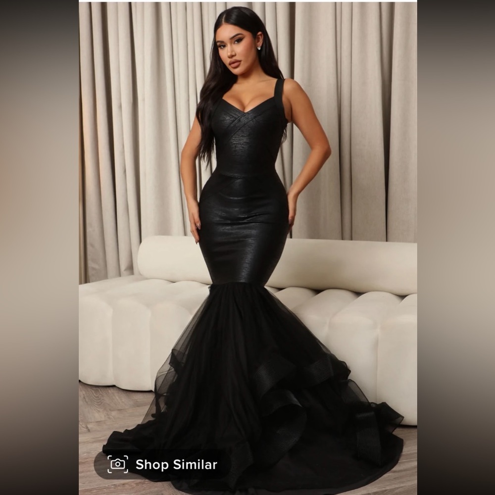 M mermaid dress
